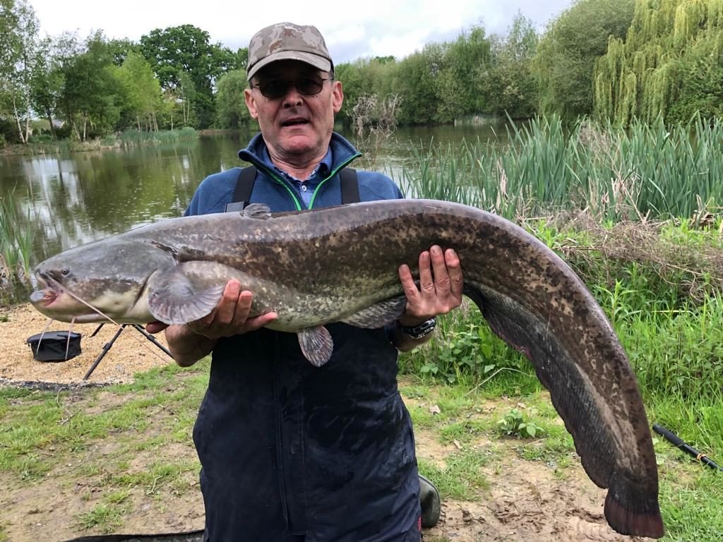 millers carp lake france