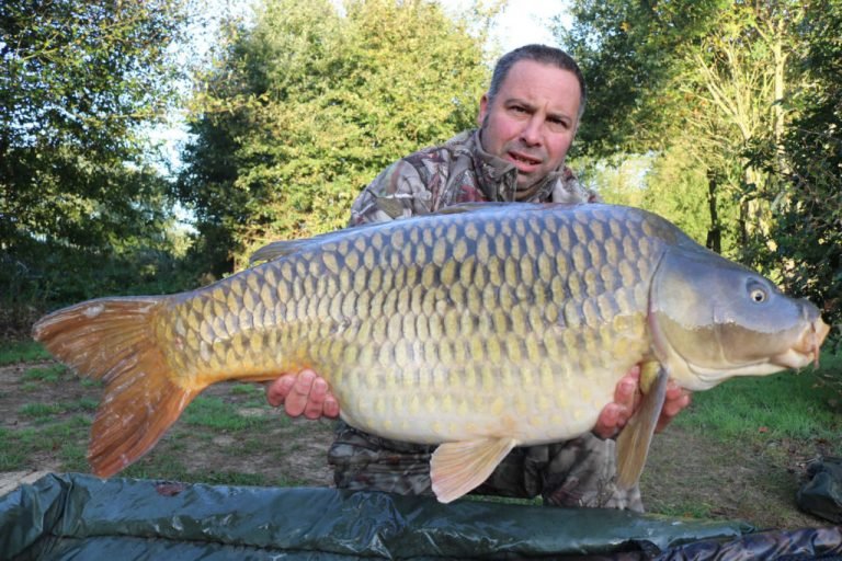 carp fishing holiday france
