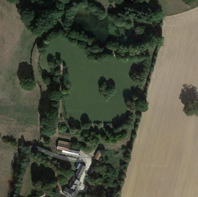 carp fishing holiday france