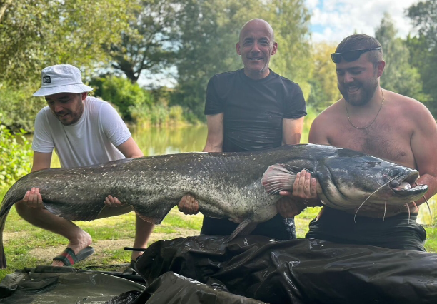 carp fishing holiday france